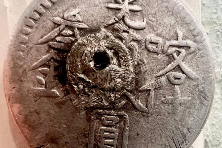 В Намангане нашли редкие монеты, которым почти 1500 лет