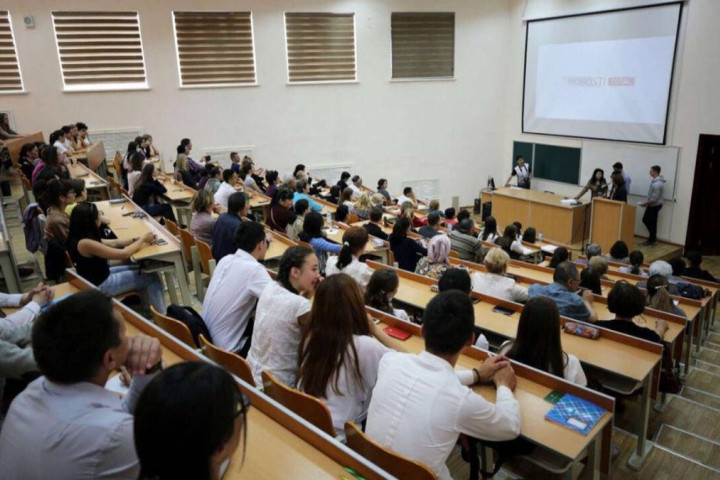 Когда студентам платить за обучение в вузах Узбекистана?