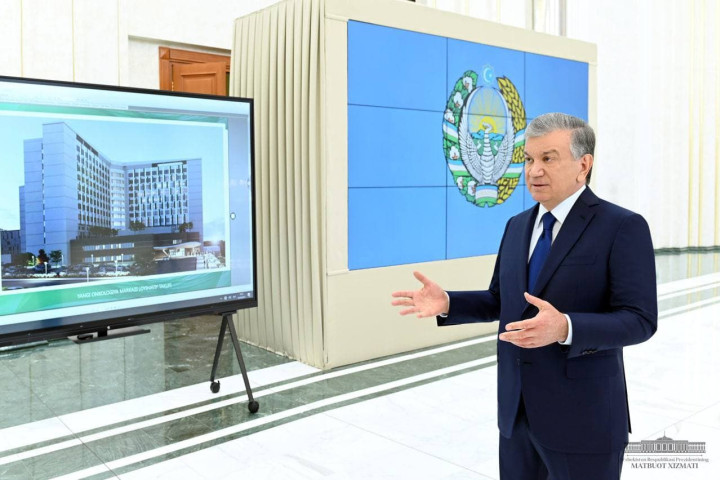 Президент ознакомился со строительными проектами