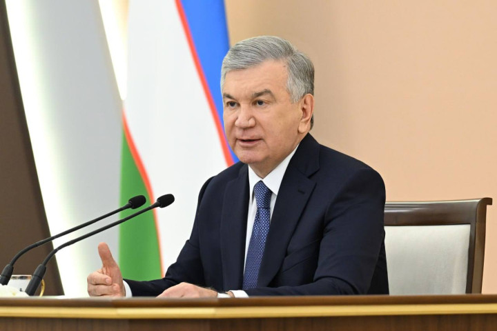 Президент обозначил задачи по обеспечению экономического роста в отраслях и регионах