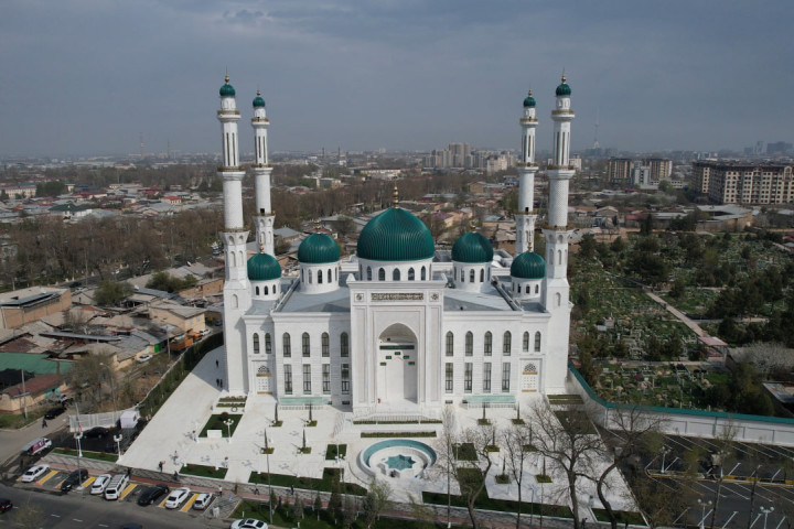 В Алмазарском районе Ташкента открылась новая мечеть