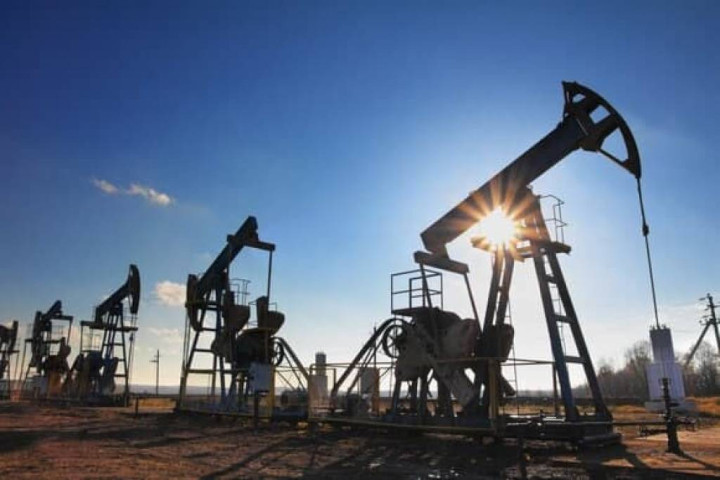 Великобритания и США отказываются от российской нефти