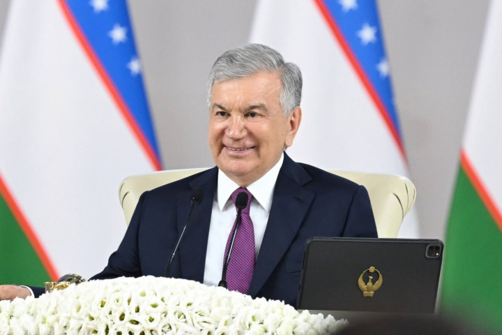 Президент Узбекистана на встрече с молодежью анонсировал новые масштабные программы поддержки