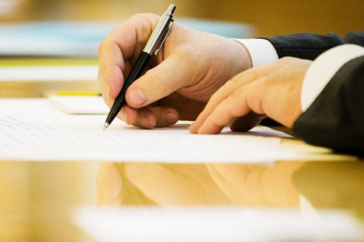 Президент Узбекистана посмертно наградил группу творческих деятелей