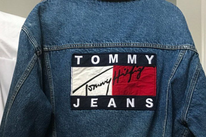 В Узбекистане выявлены поддельные вещи под брендом Tommy Hilfiger