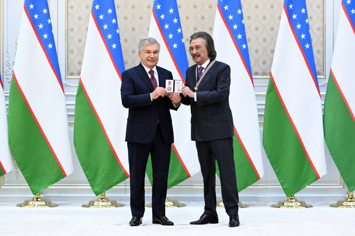 Народный артист Фаррух Закиров награжден орденом «Буюк хизматлари учун»