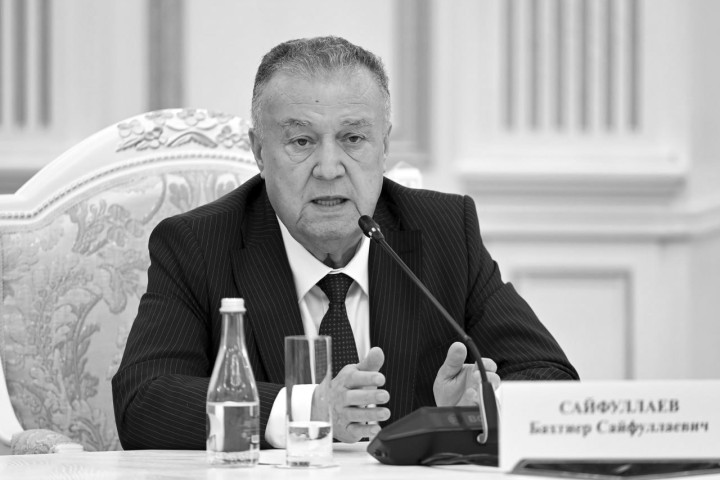 В возрасте 72 лет скончался сенатор Бахтиёр Сайфуллаев
