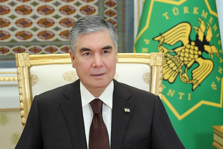 Дорогу молодым. Президент Туркменистана Гурбангулы Бердымухамедов рассказал о своем непростом решении