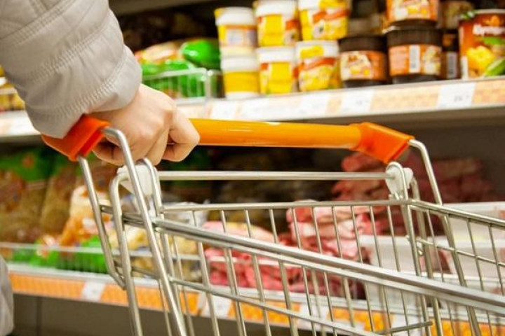 Госкомстат опубликовал обзор цен на основные продукты питания
