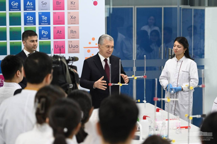Президент Шавкат Мирзиёев посетил кластер Tashkent Pharma Park