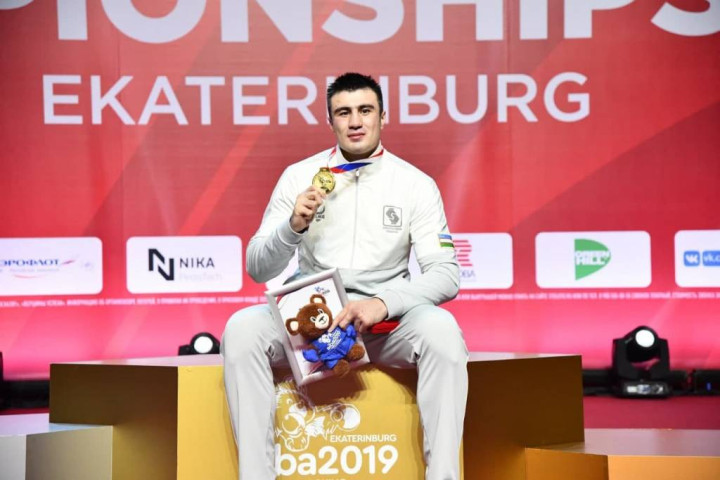 Олимпийский чемпион Баходир Жалолов проведет свой 10 профессиональный бой в марте