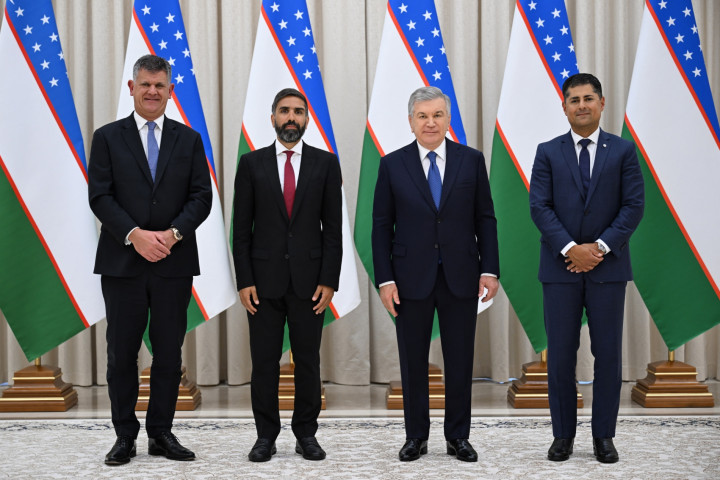 Президент Узбекистана обсудил сотрудничество с руководством компаний SOCAR и British Petroleum