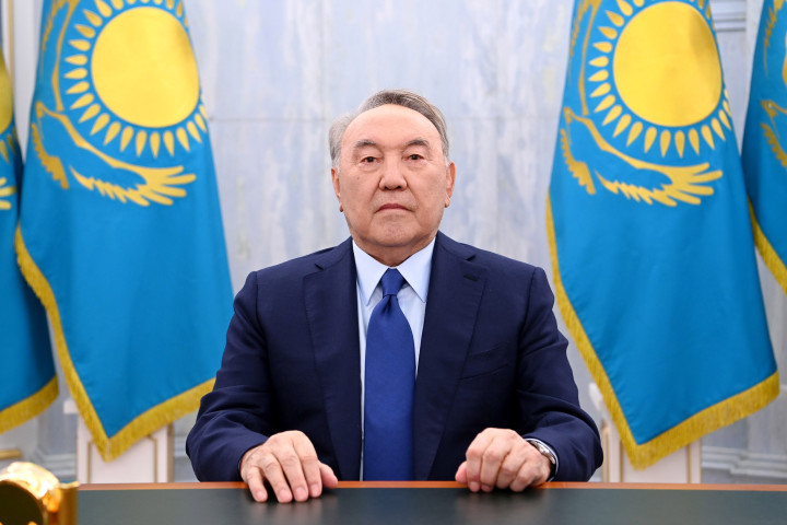 Первый президент Казахстана Нурсултан Назарбаев выступил с обращением к соотечественникам