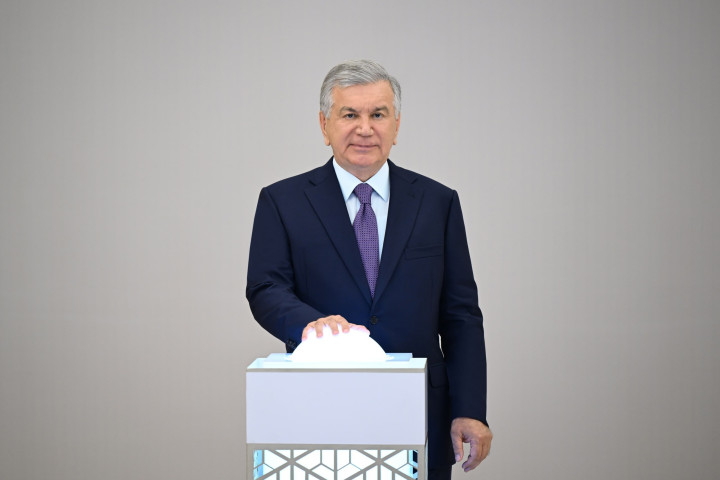 Президент запустил новые проекты в Хорезмской области на 7,6 млрд долларов
