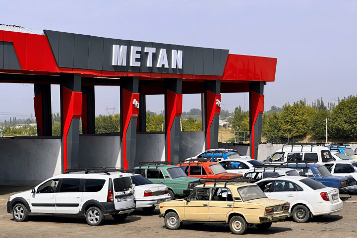 Соцсети: на газовых автозаправках подорожал метан