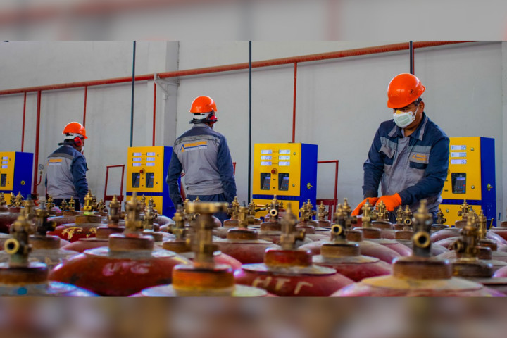 Узбекистан отправит в Кыргызстан баллоны со сжиженным газом в качестве помощи в связи с аварией на ТЭЦ Бишкека