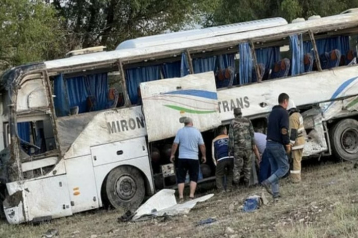 Граждан Узбекистана, пострадавших в ДТП в Жамбылской области Казахстана, доставили на родину