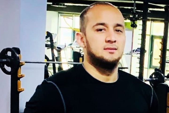 В Кашкадарье начался открытый суд по делу об убийстве спортсмена Эльбека Рахимова