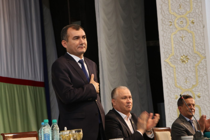 Хоким Кашкадарьинской области стал сенатором