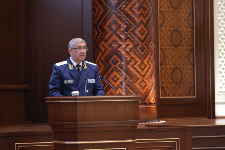 В Узбекистане при выплате пенсий, пособий и зарплат за прошлый год расхитили 29 млрд сумов