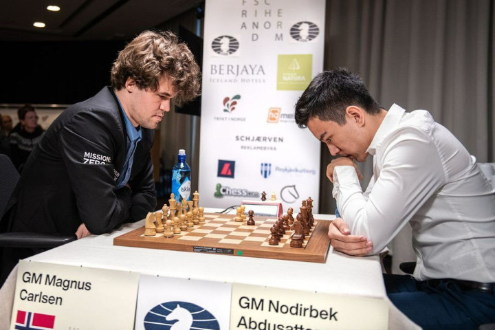 На турнире Tata Steel Chess-2023 Нодирбек Абдусатторов победил Магнуса Карлсена