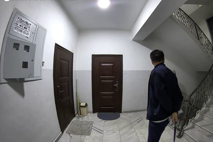 В Ташкенте арестовали мужчину, стучавшегося в квартиру к соседям с ножом в руке