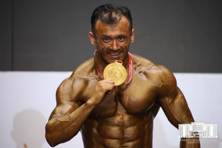 В Ташкенте проходит чемпионат мира по бодибилдингу и физическим видам спорта