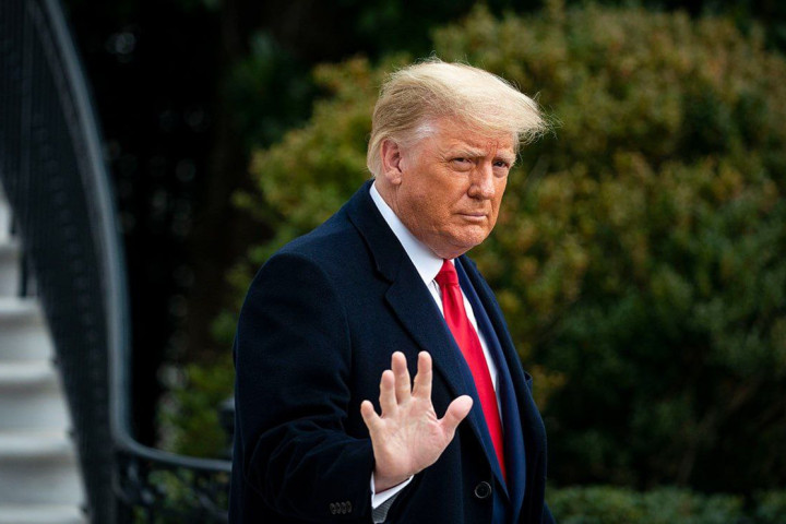 Трамп решил не отвечать на ракетную атаку Ирана — СМИ
