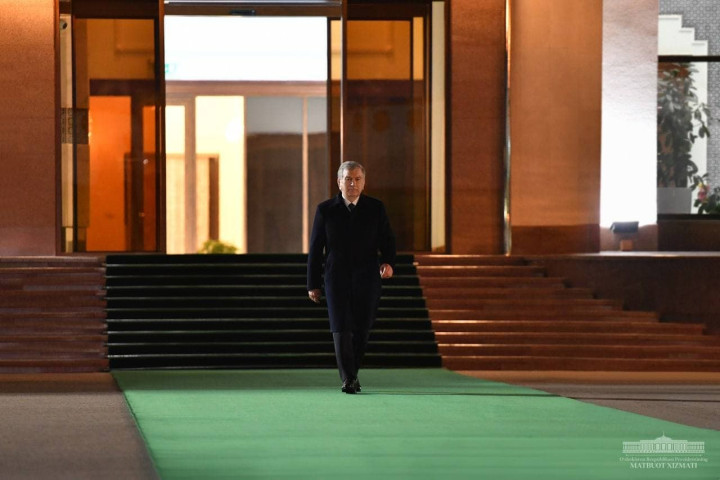 Президент отбыл в Китай