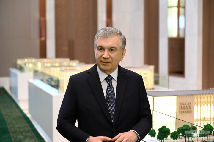 Президент Узбекистана ознакомился с презентацией проектов по строительству ряда объектов в Ташкенте