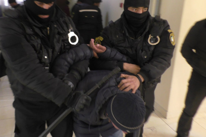 В Самарканде накрыли очередную преступную группу, вымогавшую  деньги у водителей