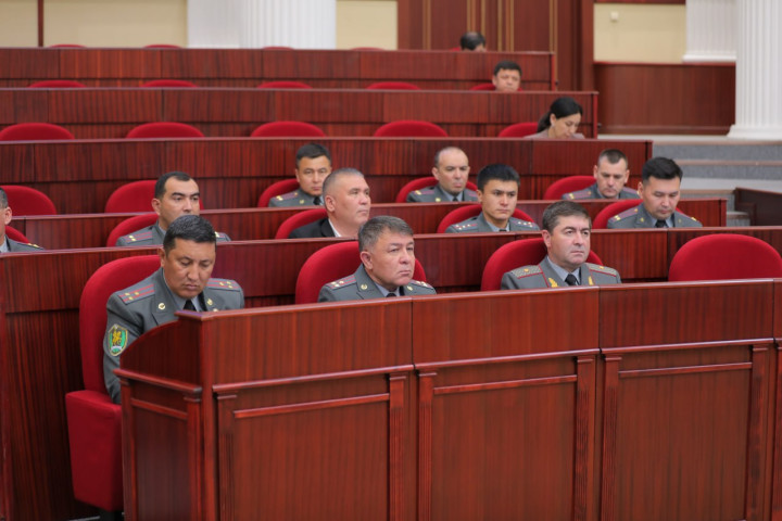 Депутаты одобрили в первом чтении проект закона о статусе военнослужащих