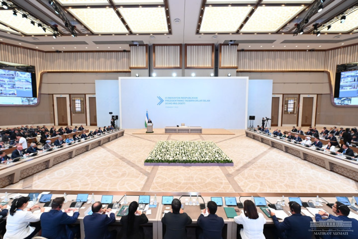 Президент предложил списать задолженность предпринимателей в размере 2 трлн сумов, возникшую из-за повышенных налоговых ставок