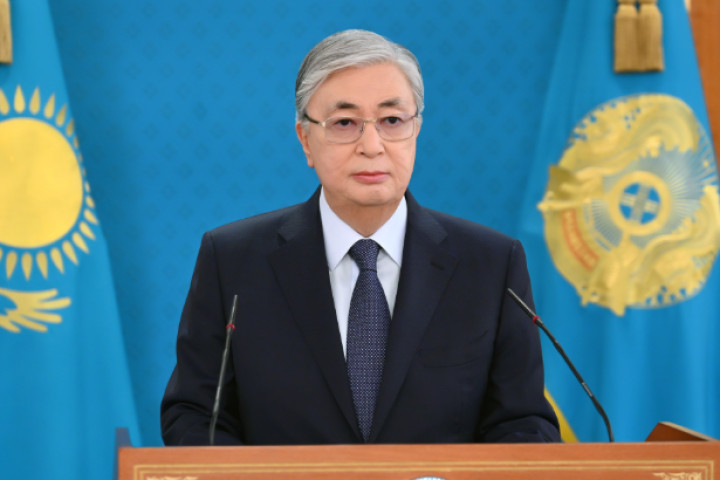 Президент Казахстана выступил с обращением к народу: бандитов и террористов нужно уничтожить